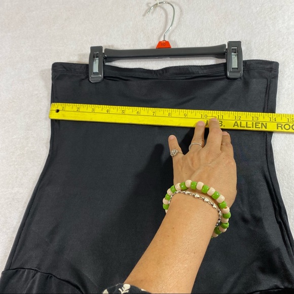 Light black Woman’s instant shaping girdle Shorts 30” waist plus - Picture 5 of 8